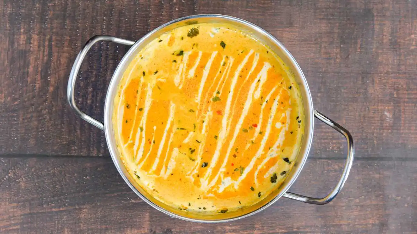 Paneer Lababdar — rich paneer curry at Singh Sweet Mahal, Winnipeg